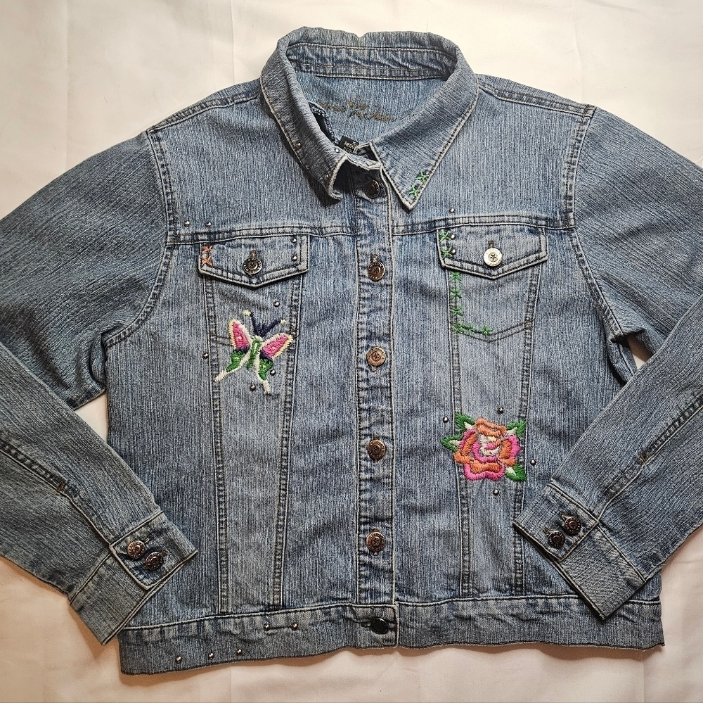 Arizona Jeans Girls Blue Jean Jacket With Flower And Butterfly Stitching Size XL